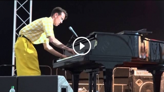 Live Music : Boogie Woogie : Marlborough Jazz Festival : The Jive Aces, with Vince Hurley {Piano}