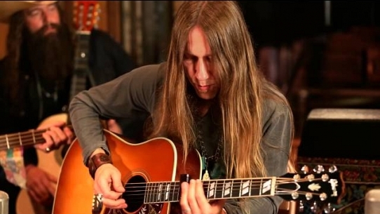 Blackberry Smoke - Ain't Much Left Of Me from Southern Ground Studios (Acoustic)