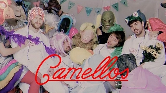 CAMELLOS - "Arroz con cosas" (vídeoclip oficial)