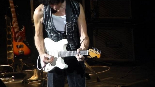 Jeff Beck - Cause we ended as lovers - LIVE PARIS 2014